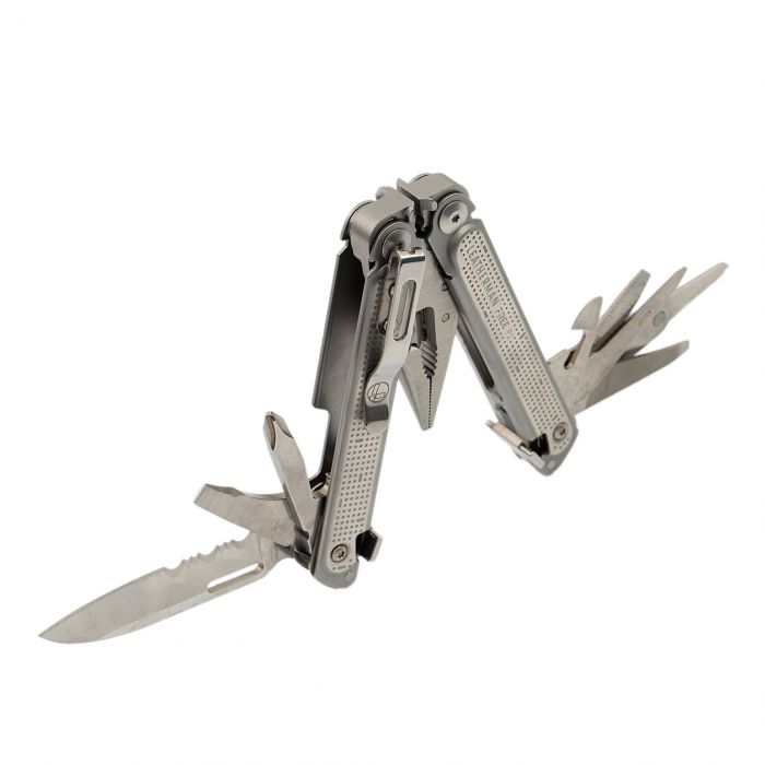 Мультитул Leatherman FREE P2 с нейлоновым чехлом, 19 функций